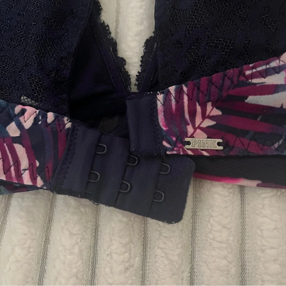 VS Floral Lace Bralette